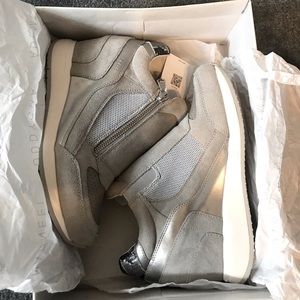Geox Nydame Wedge Sneaker - Size 9 RUNS SMALL